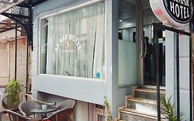 Armar Hotel